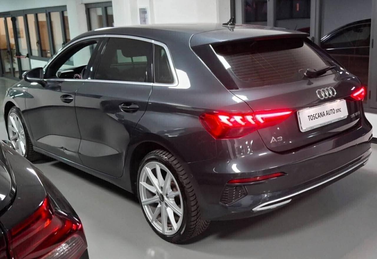 Audi A3 SPB 35 TFSI S line edition Fari full led
