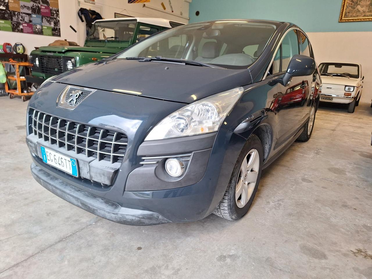 Peugeot 3008 1.6 e-HDi 112CV cambio robotizzato S.&S. Business