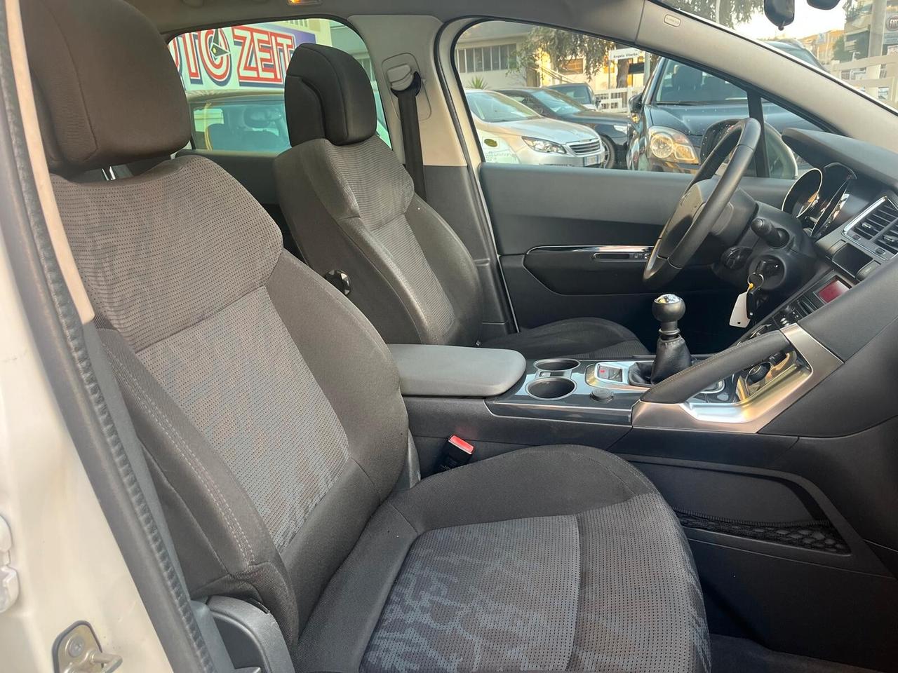 Peugeot 3008 1.6 HDi 112CV Tecno