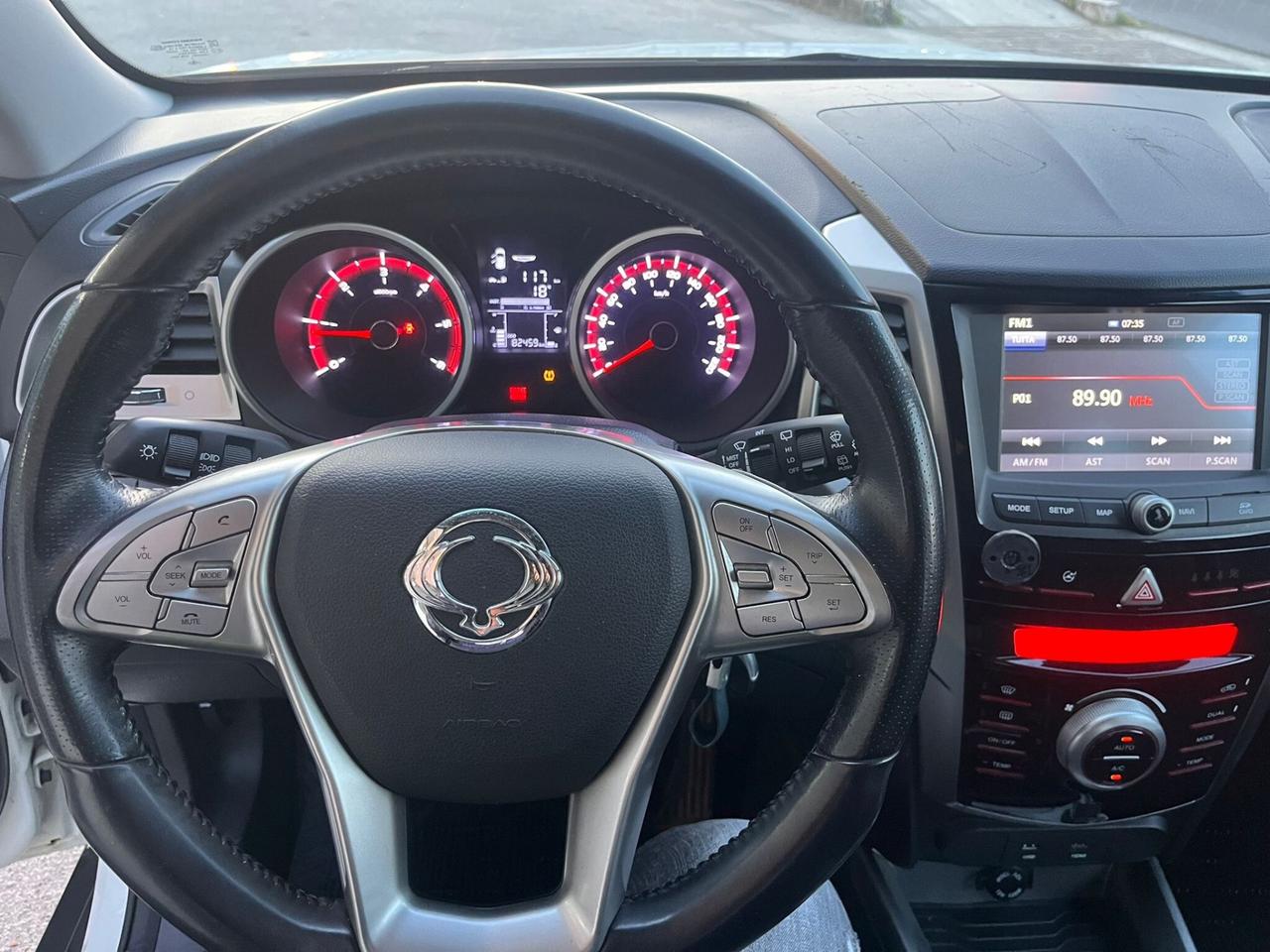 SSANGYONG TIVOLI 1.6D