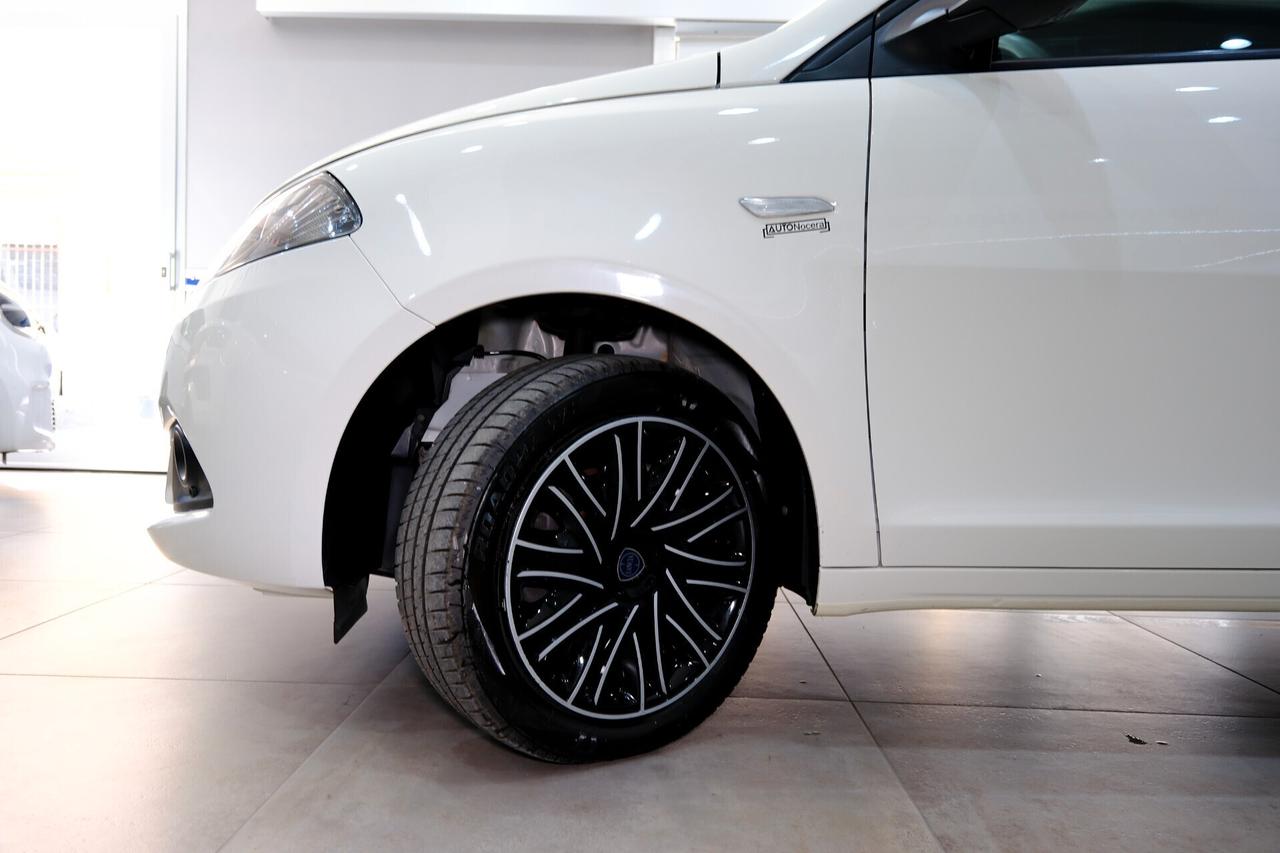 Lancia Ypsilon 1.0 HYBRID 70cv GOLD - 5° POSTO