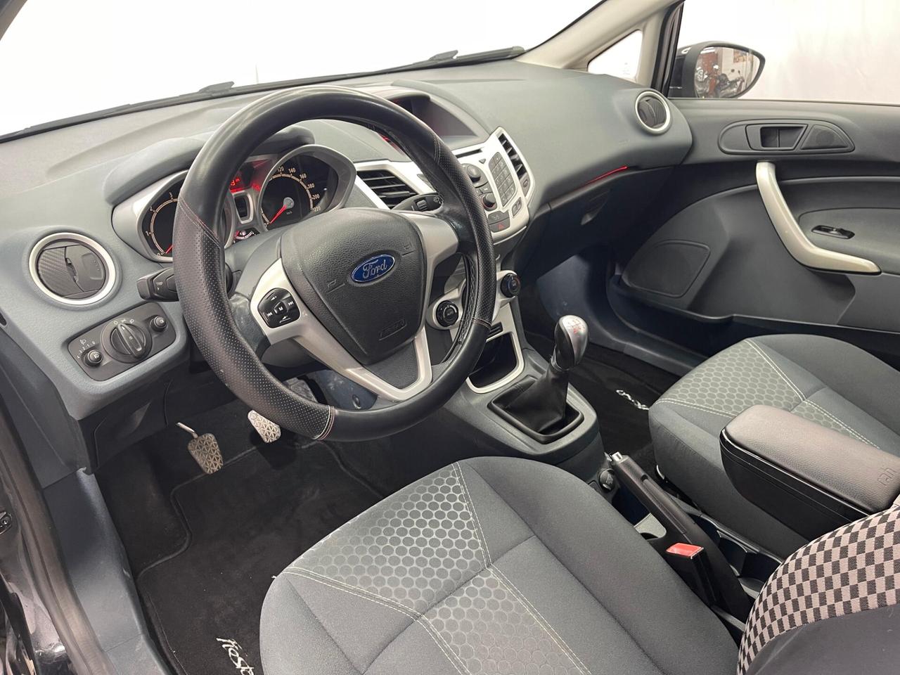 Ford Fiesta 1.4 TDCI PRONTA CONSEGNA FINANZIABILE SENZA BUSTA
