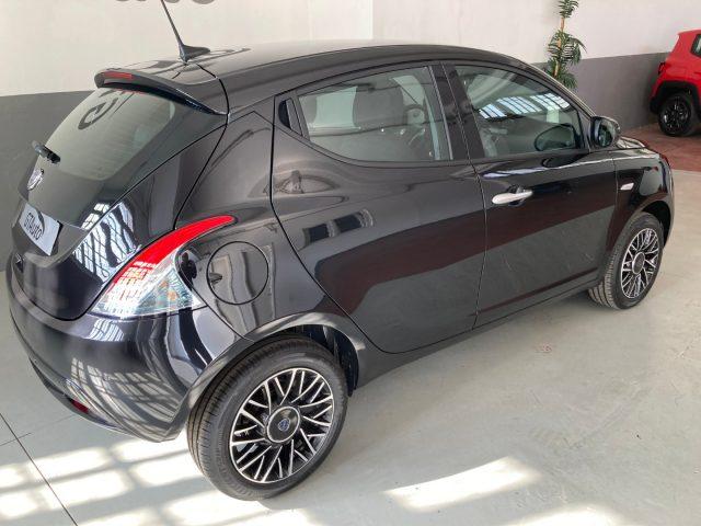 LANCIA Ypsilon 1.0 FireFly S&S Hybrid PLATINO KM0