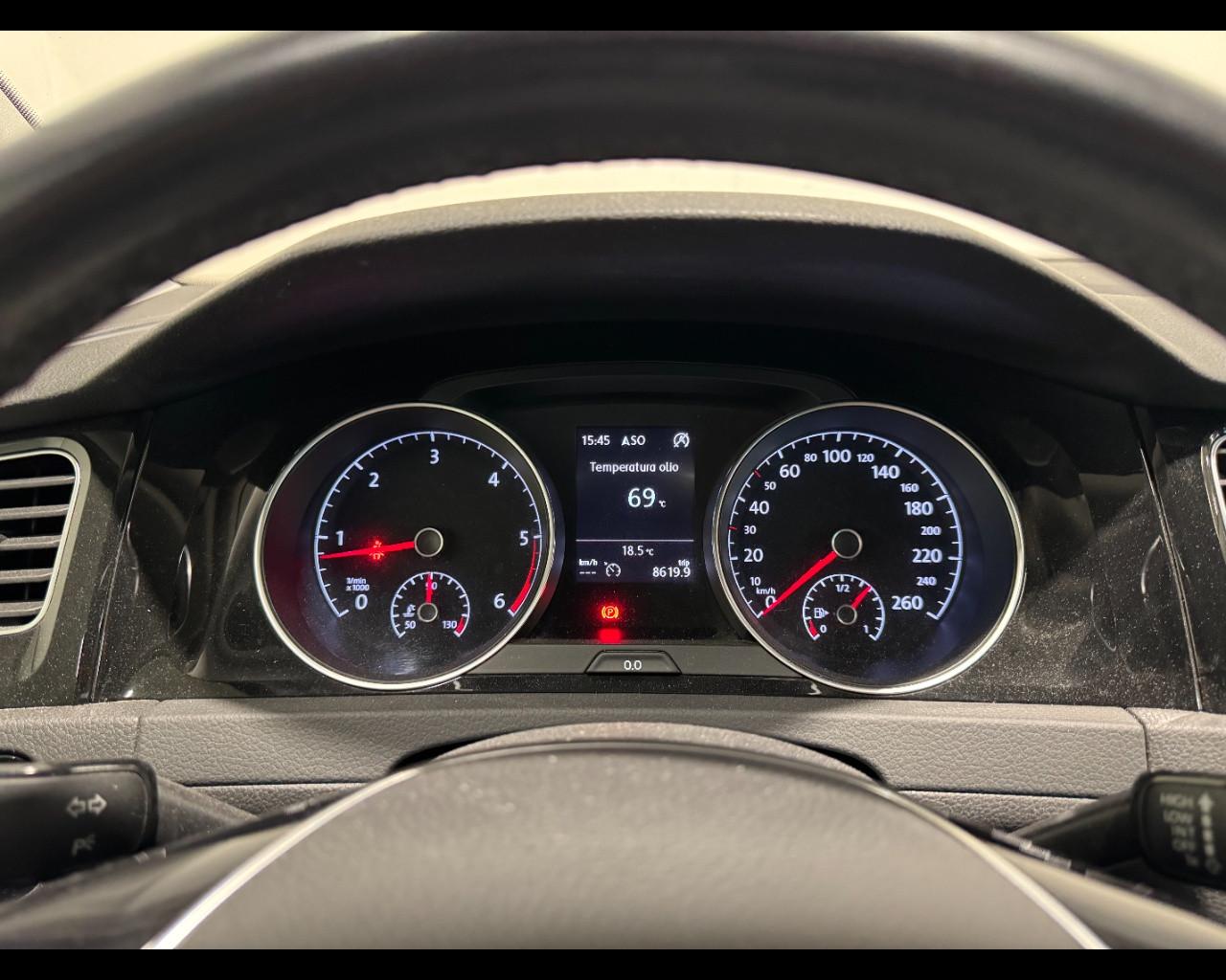 VOLKSWAGEN GOLF 1.6 TDI HIGHLINE