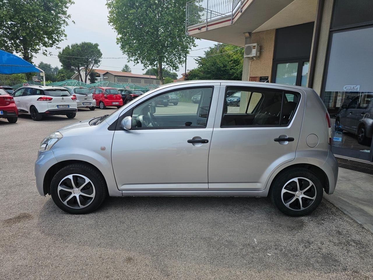 Daihatsu Sirion 1.0 Benzina - Neopatentati