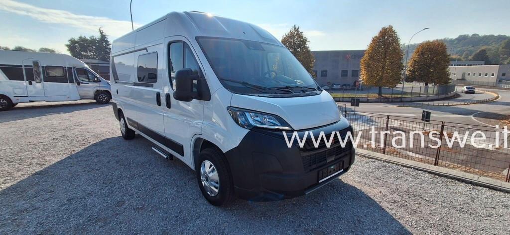 Bürstner Papilon PC 6.0 van con letto matrimoniale in coda