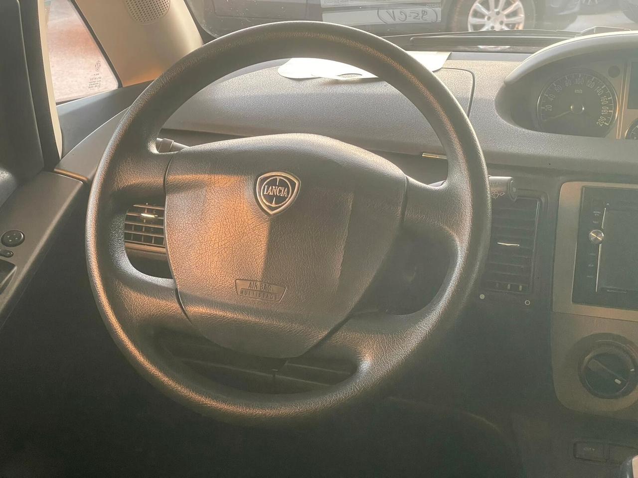 Lancia MUSA 1.3 Mjt 95 CV 5th Avenue