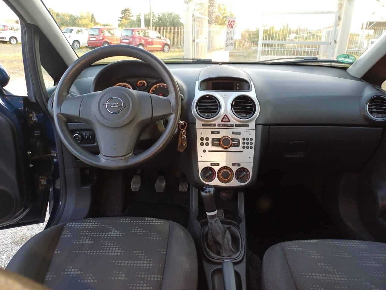 Opel Corsa 1.2 - 2014 5p