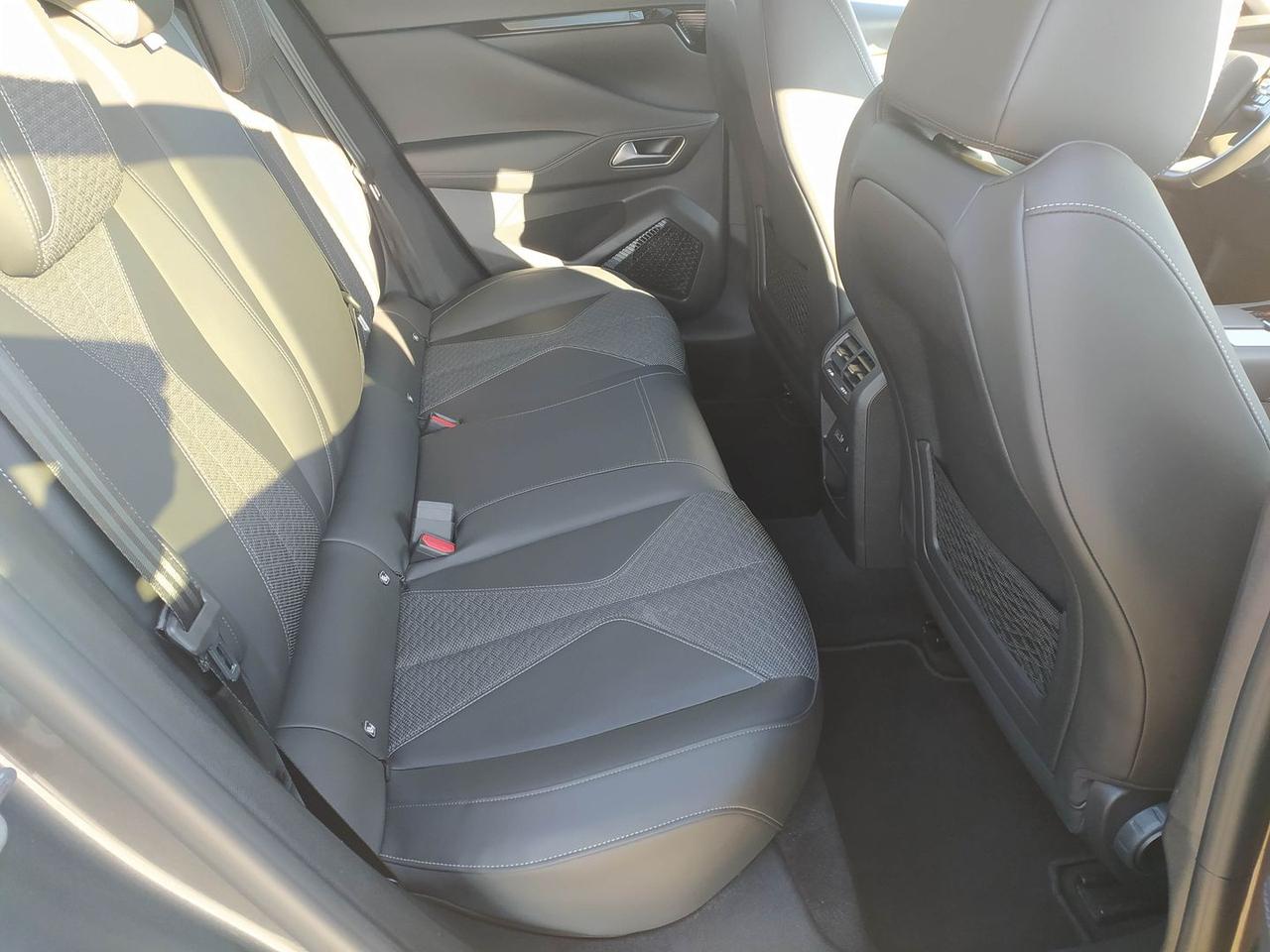 DS DS 4 Crossback Cross Trocadero 1.5 Blue H #8276