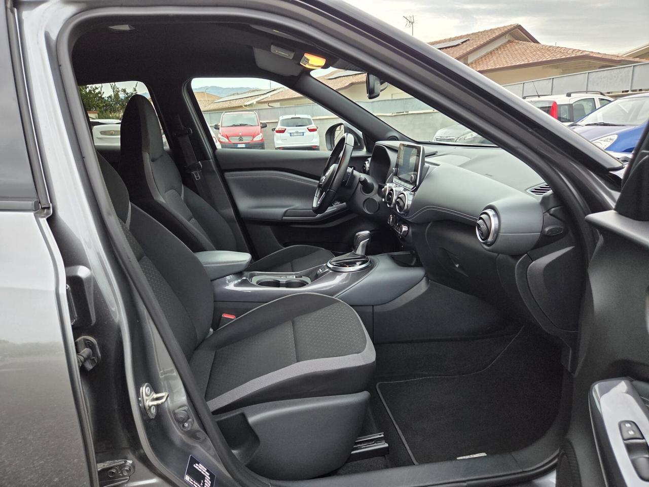 Nissan Juke 1.0 DIG-T 114 CV DCT N-Connecta