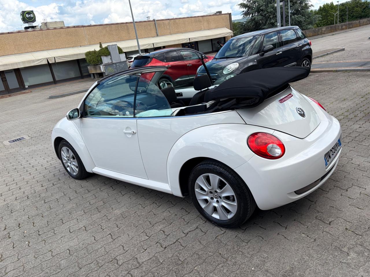 Volkswagen New Beetle 1.4 16V Cabrio