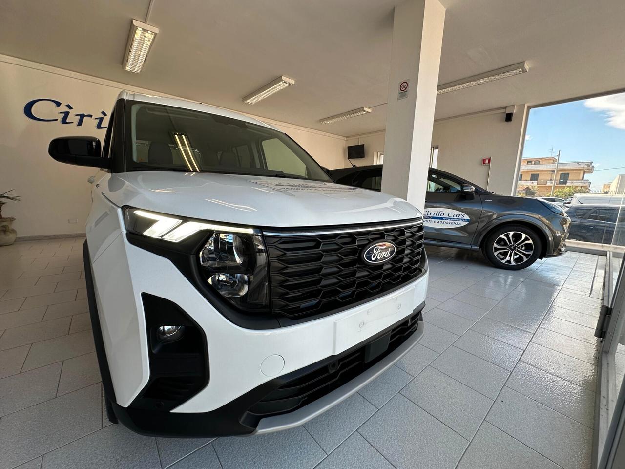 Ford Tourneo Courier 1.0 EcoBoost Powershift Titanium