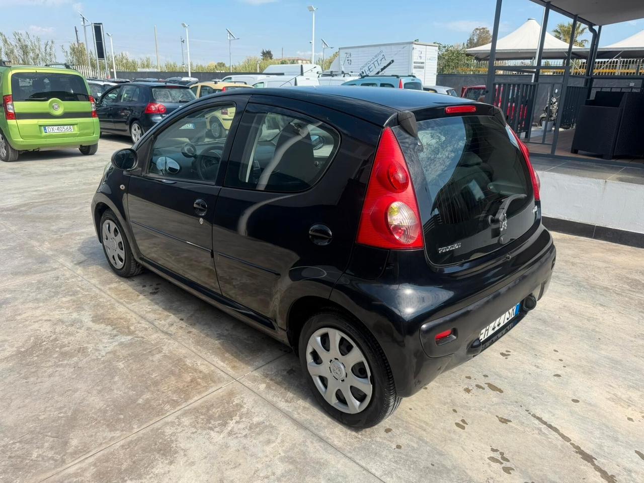 Peugeot 107 1.0 68CV 5p. Allure
