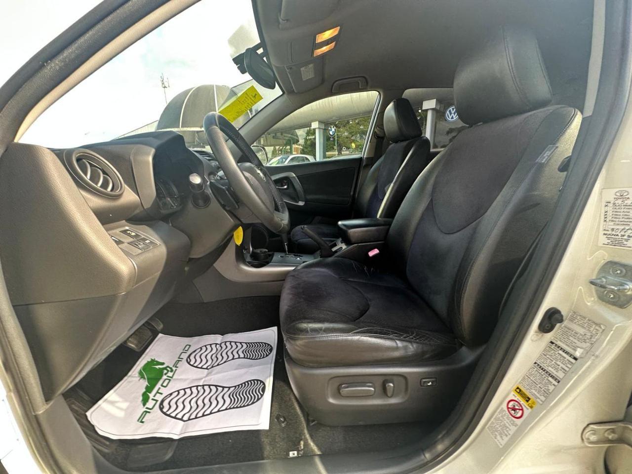 TOYOTA RAV 4 RAV4 Crossover 2.2 D-Cat A/T 150 CV Executive