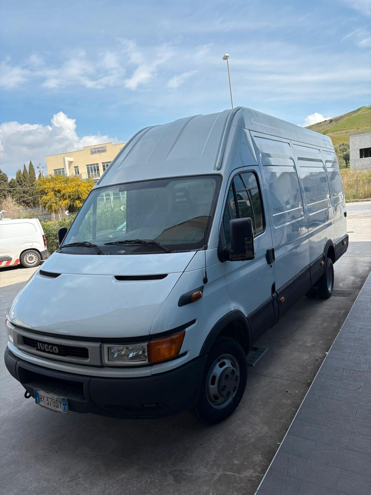 IVECO DAILY 35C13V 2.8 TDI FURGONE H2 PASSO 3950