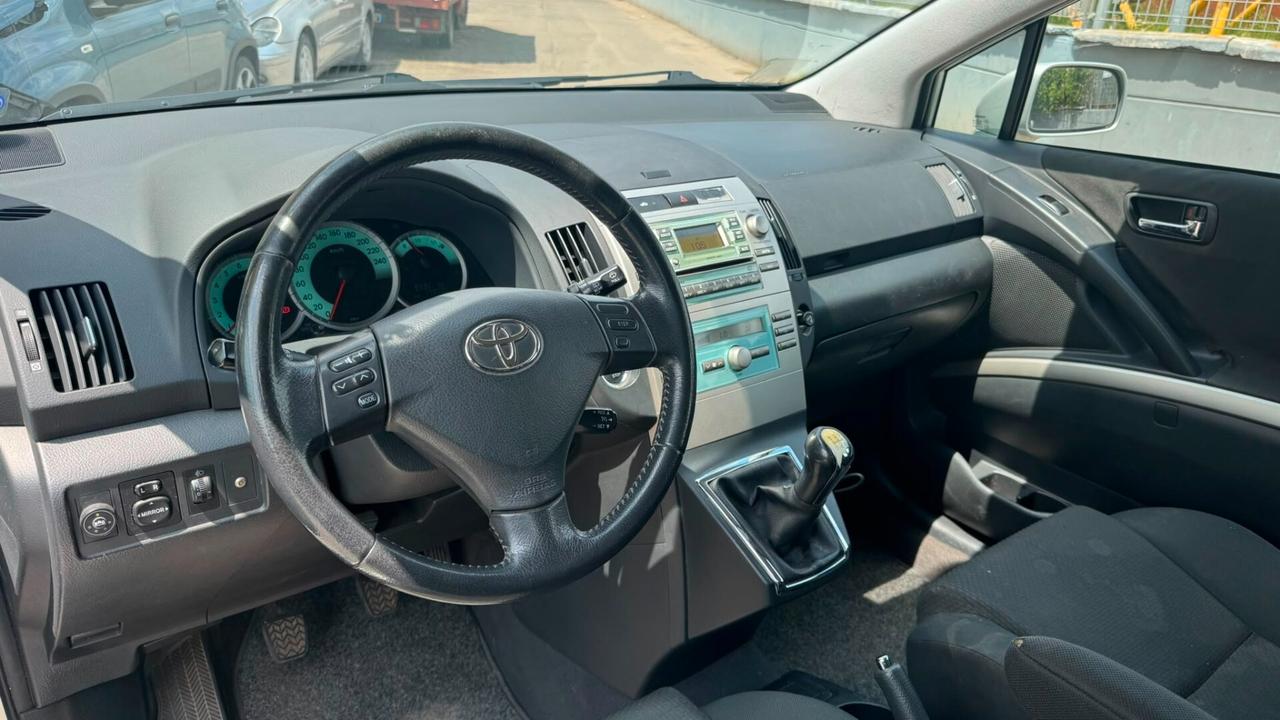 Toyota Corolla Verso 1.8 16V Sol
