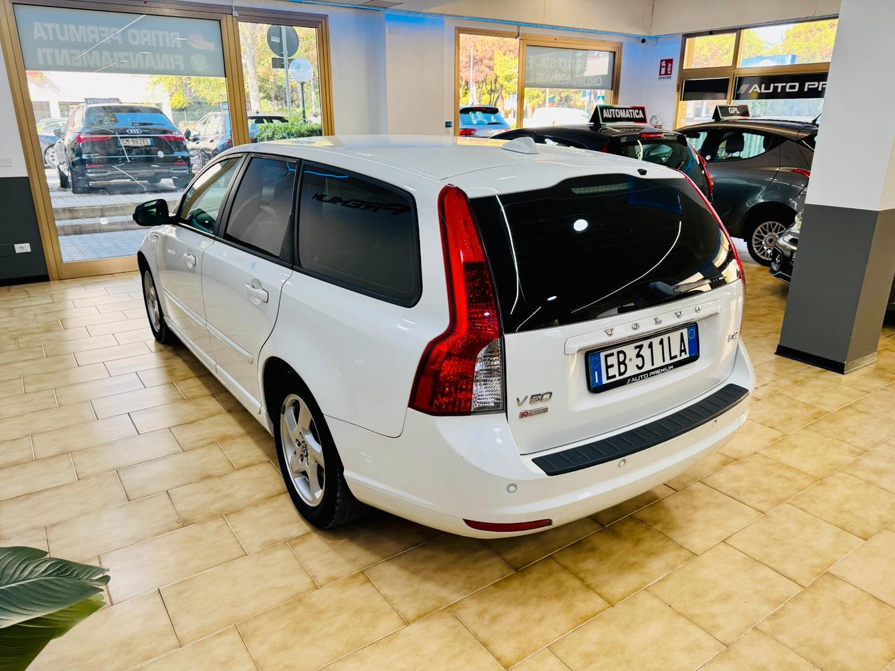 Volvo V50 D2 R-design 1.6 Diesel 115Cv