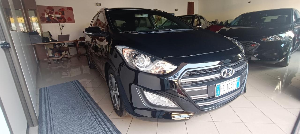 Hyundai i30 Wagon 1.6 CRDi SOLO 120MILA KM PREZZO SOTTO COSTO