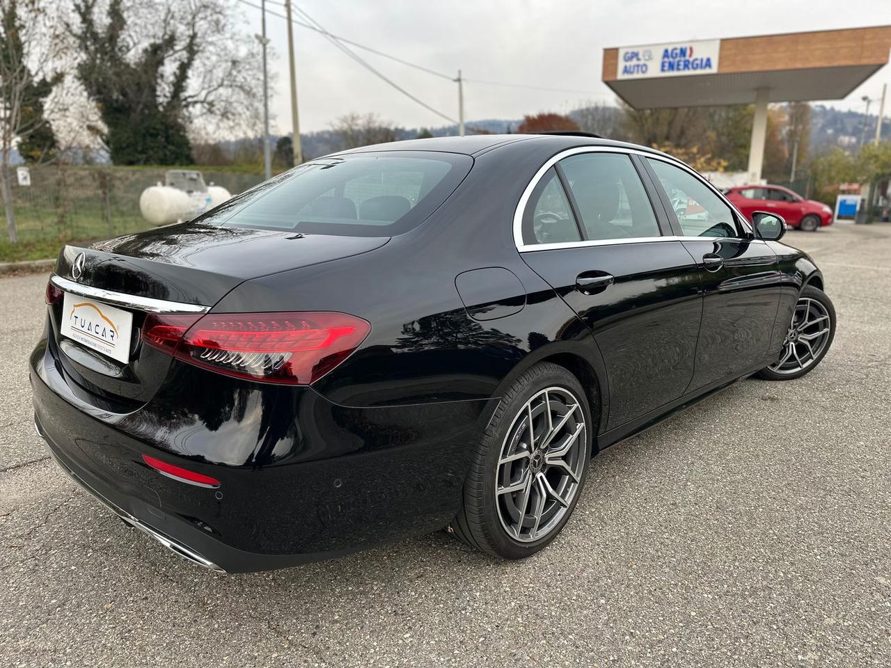 Mercedes-Benz E 220 AMG Line Advanced E 220 #7987