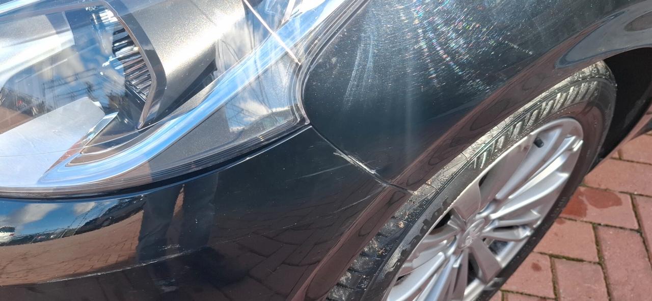 Peugeot 208 BlueHDi 100 S&S 5 porte Allure