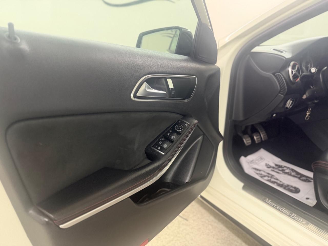 MERCEDES CLASSE A (anno 2013)