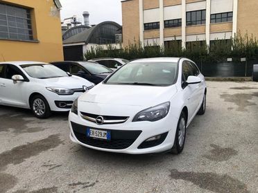 OPEL Astra 1.7 CDTI 110CV Sports Tourer Business Autocarro