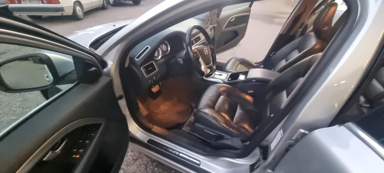 Volvo V70 D3 Geartronic Summum