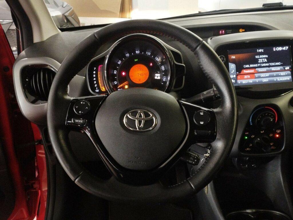 Toyota Aygo 5 Porte 1.0 VVT-i x-business