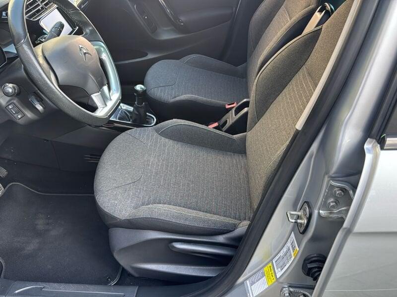 Citroën C3 C3 1.2 puretech Monna Lisa (exclusive) 82cv my16