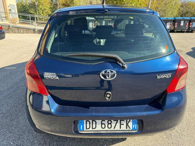 TOYOTA Yaris 1.0 5 porte Sol senza nessun lavoro da fare