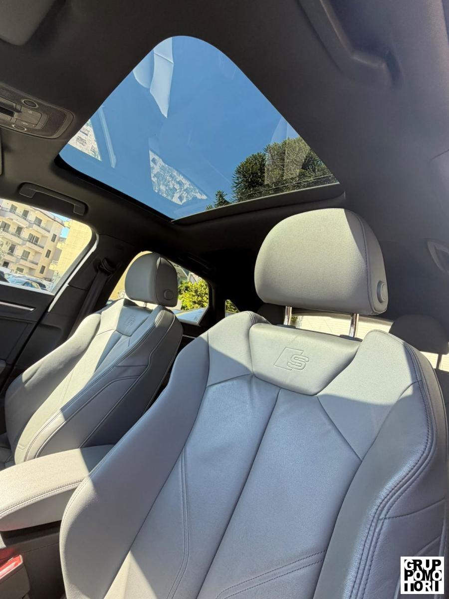 AUDI - Q3 Sportback - Q3 SPB 40 TDI qu. S tr. S line edition