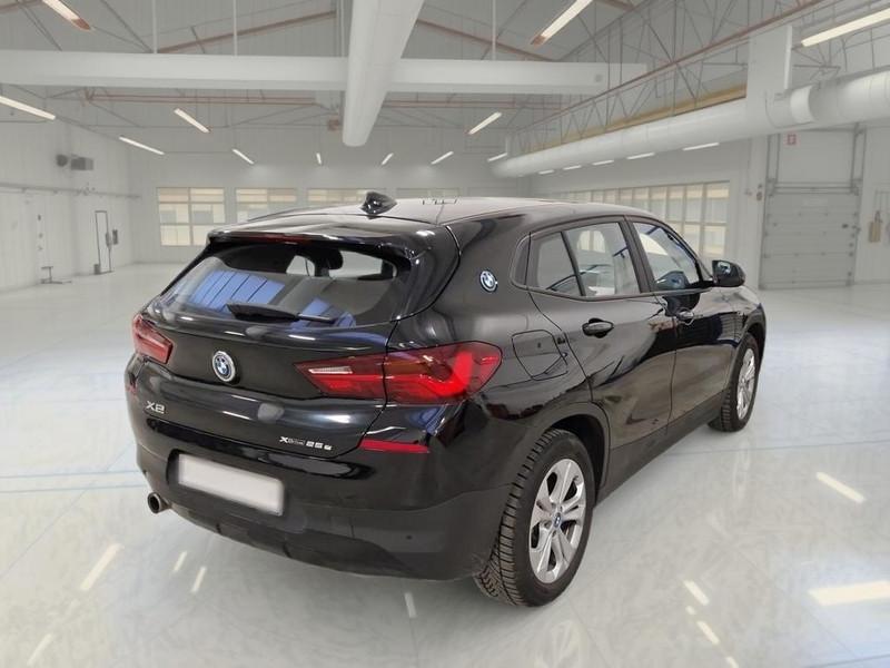 BMW X2 XDRIVE 25E BUSINESS X AUTOMATICO SUV