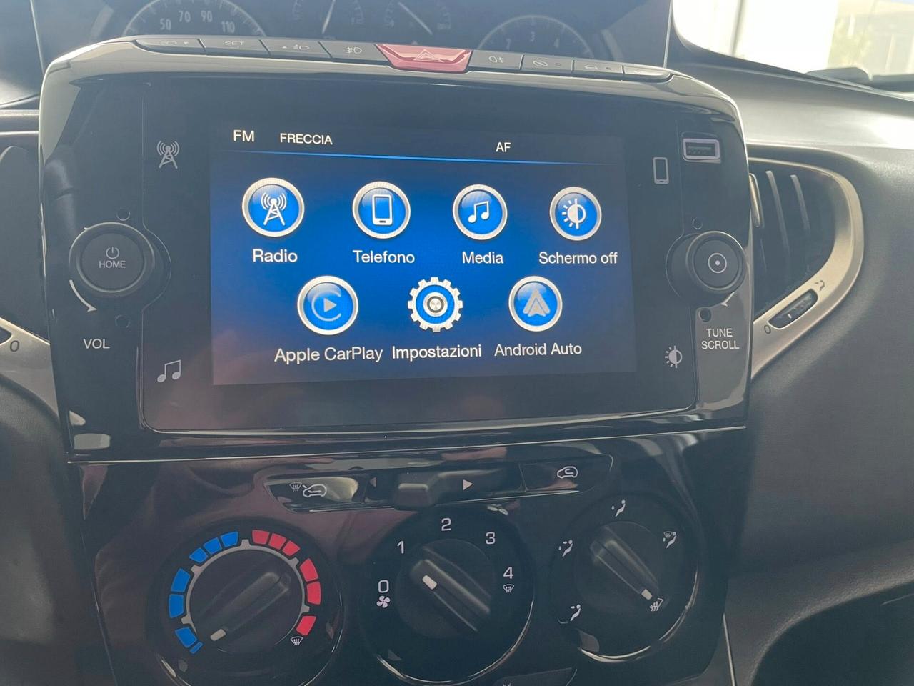 Lancia Ypsilon 1.0 FireFly 5 porte S&S Hybrid Ecochic Gold