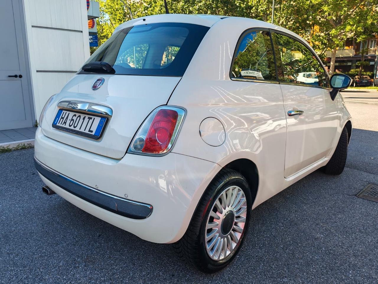 Fiat 500 - SENSORI DI PARCHEGGIO - TENUTA BENISSIMO !!!
