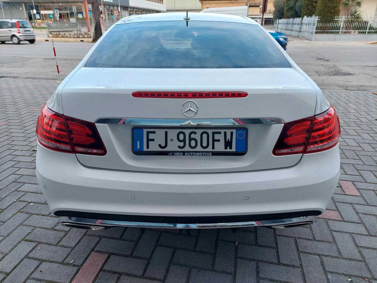 Mercedes-benz E 220CDI COUPE AUTO/PELLE/NAVI/C18