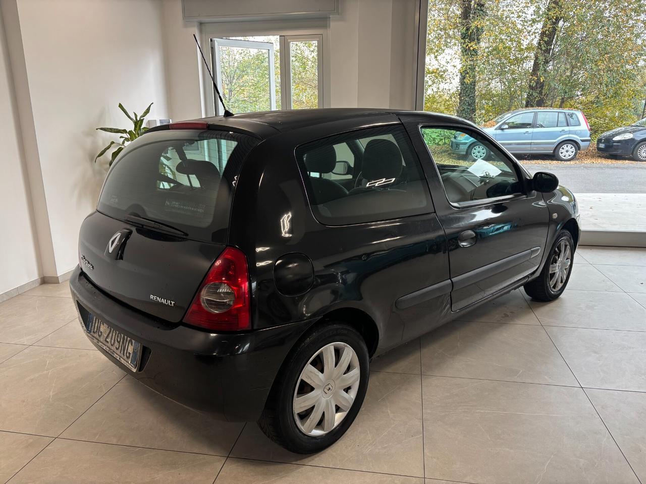 Renault Clio Storia 1.2 3 porte Confort
