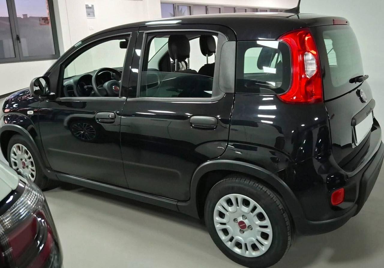 Fiat Panda 1.0hybrid sensori ,5posti