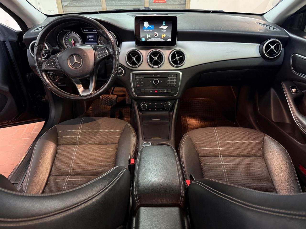 Mercedes-benz CLA 220 CDI Automatic Premium