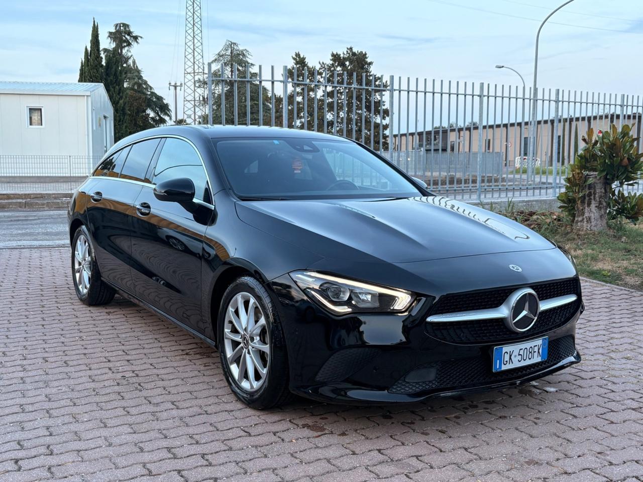 Mercedes-benz CLA 180 d Automatic Shooting Brake Executive