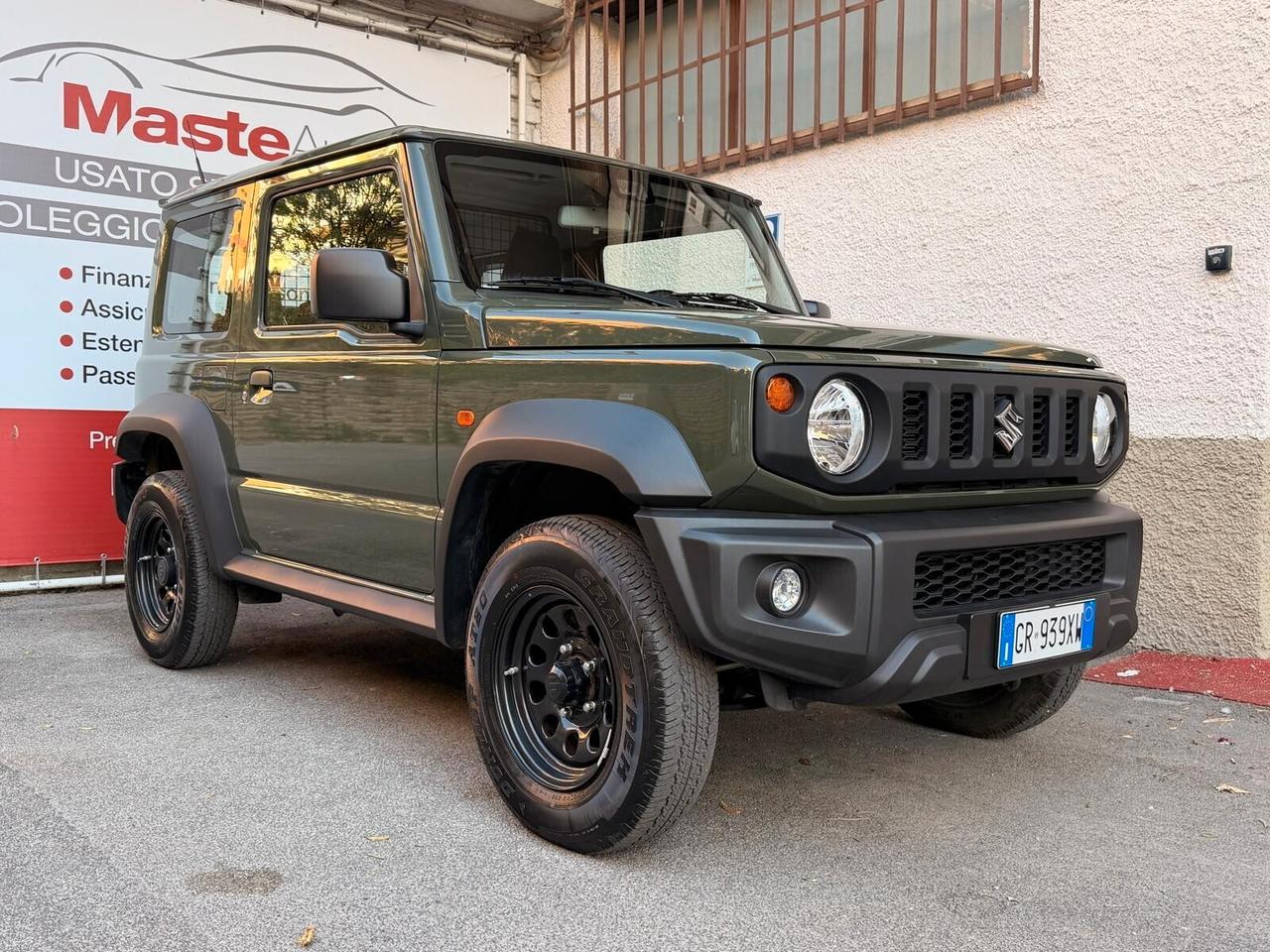 Suzuki Jimny 1.5 5MT ALLGRIP PRO (N1), Pari al Nuovo, Da € 485,00/mese