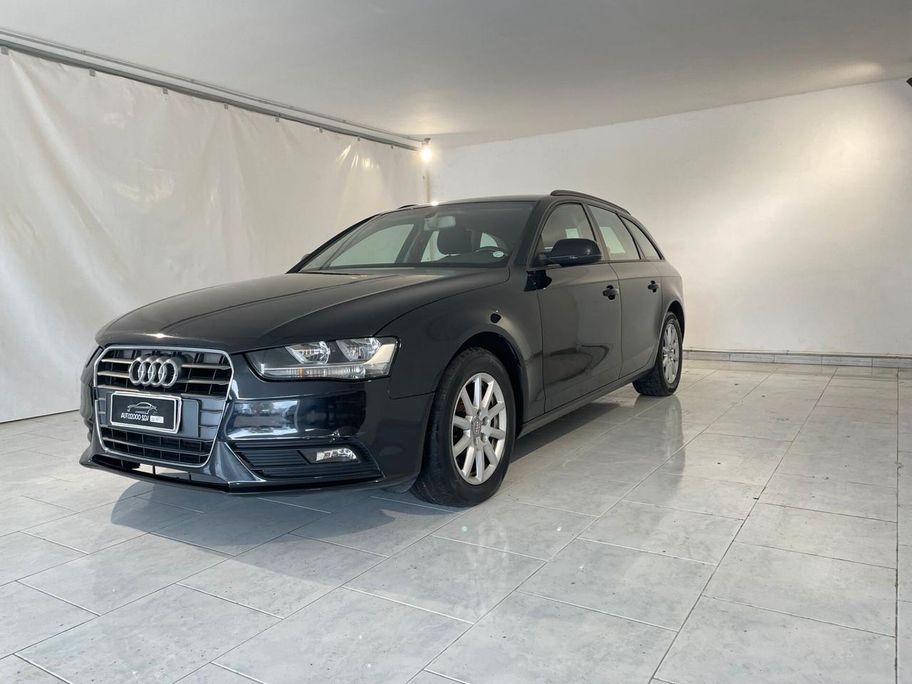 AUDI A4 AVANT 2013 S-TRONIC 2.0 TDI 143 CV