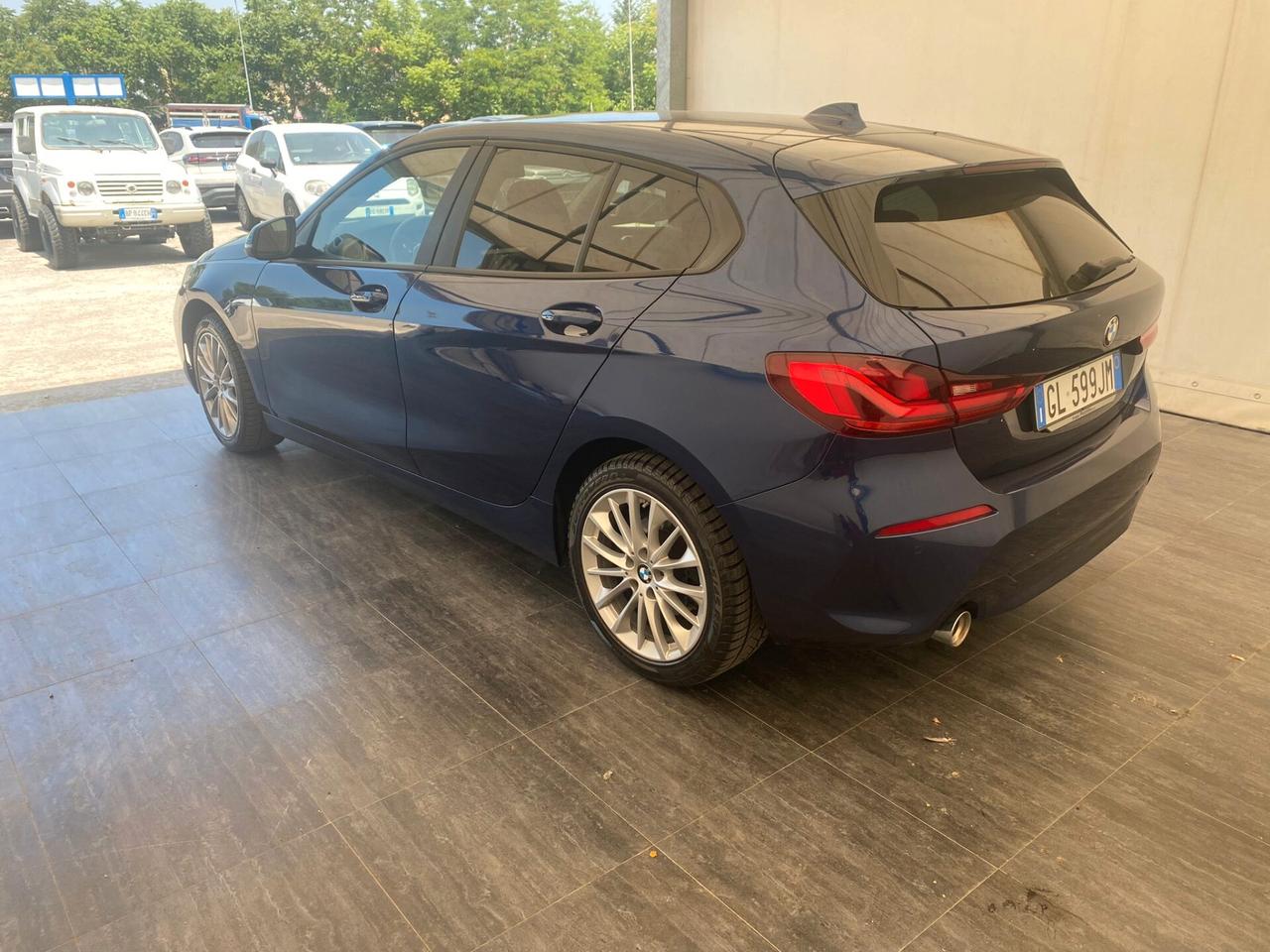 Bmw 118 118i 5p. Business Advantage