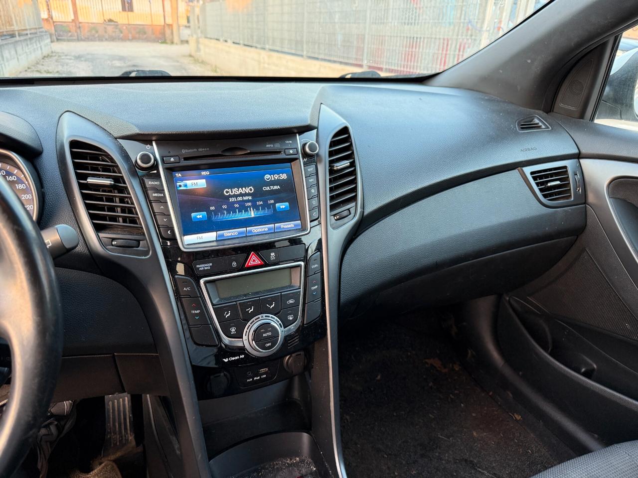 HYUNDAI ì30 ANNO 03/2016 1.6 DIESEL *FRIZIONE ROTTA