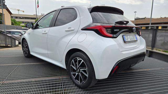 TOYOTA Yaris 1.5 HYBRID LOUNGE TETTO PANO GARANZIA TOYOTA UNIP