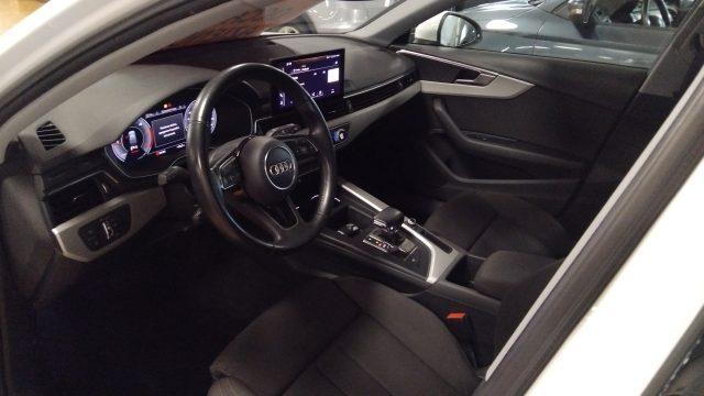 AUDI A4 Avant 30 TDI S tronic S line edition