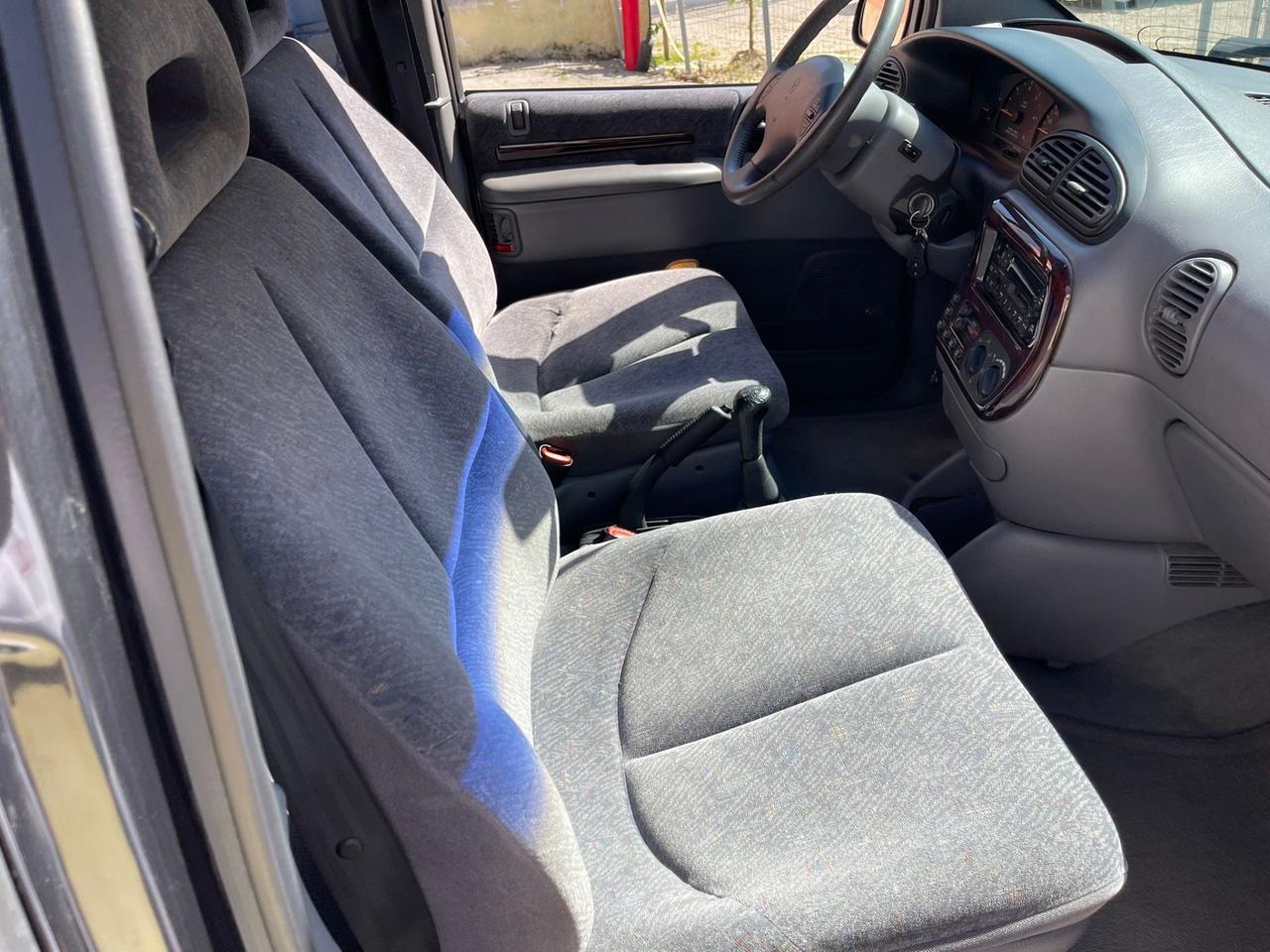Chrysler Voyager 2.5 turbodiesel LX