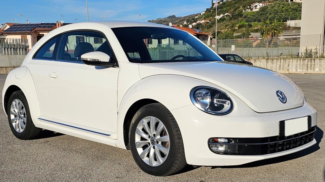 Volkswagen Maggiolino 1.6 TDI 105cv