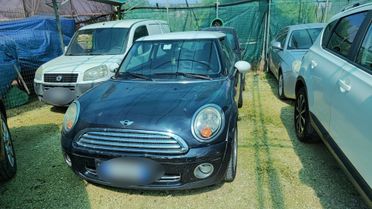 Mini Mini 1.6 ONE BENZINA 2006 USATO PER COMMERCIANTI