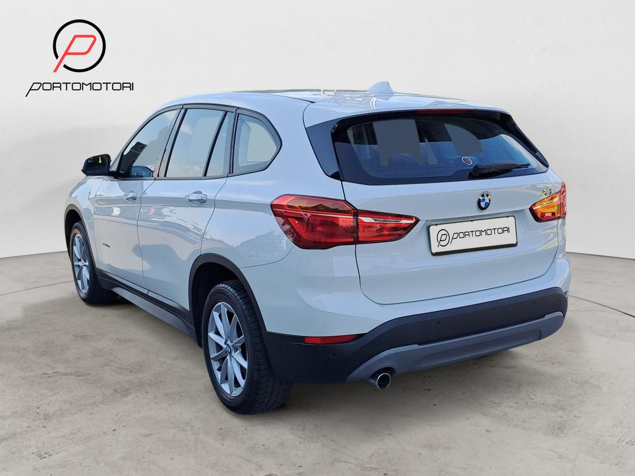 BMW X1 (F48) - X1 sDrive16d