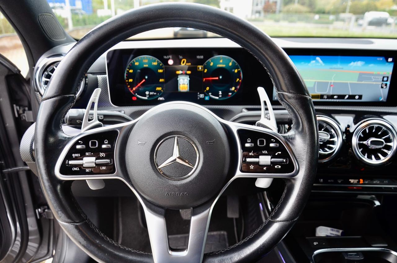 MERCEDES-BENZ A 200 SPORT ALLESTIMENTO A45 AMG 163cv AUTO, LUCI AMBIENTE, NAVI, FULL LED, PERMUTE